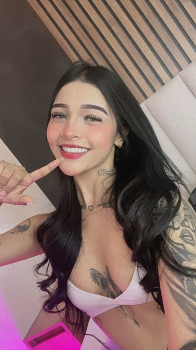 Your hot and sexy girl is now online 😍😈