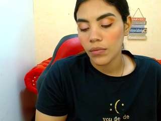 lanacrimson live webcam sec