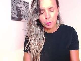 kendracolex ebony female live cam