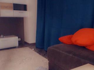 beverlysan stranger girls cam