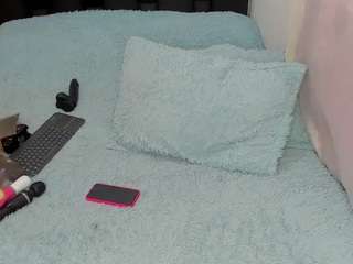kiiaara random nude chat