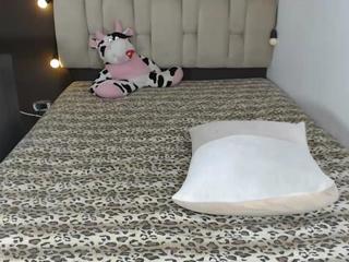 elizabeth-moroe voyeur porn spy