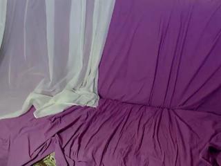 anettelovely 41 year old milf cam model new to porn