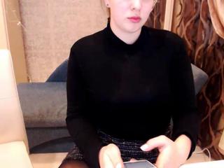 sienagold round tits webcam