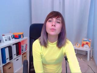 emily-murr milf live webcam