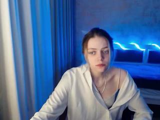 llesson1i big boobs ebony webcam