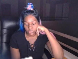 kingndiamondz busty lesbian cam
