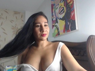 aleja-gitana on cam for live i sexy video chat • Nice Pussy Porn