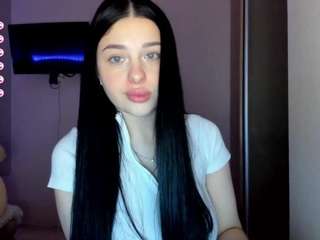 Ladylily nude on cam - live sex chat • InTheCrack