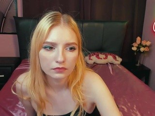 lovelyamely on cam for live nude video chat • Nude Stripper Porn