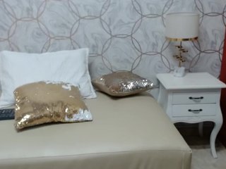 sofia-taylor25