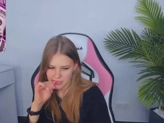 emilliaaaa Porn