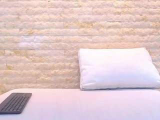 laura-hudson Porn