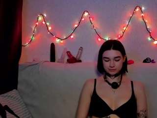 carolyn-white on cam for live and porn video chat • iStripperModels