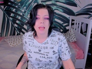 playfulkarry asian camgirl nude