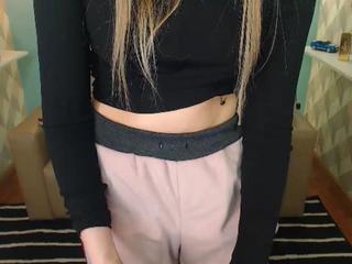 avahealthy chaturbate strip
