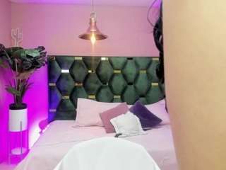 sophia-stuart on cam for live nude video chat • Nude Stripper Porn